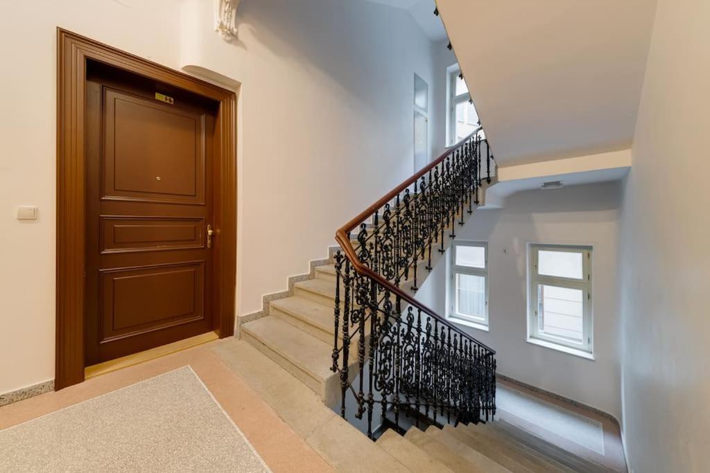 Deluxe In Prime Location Appartement